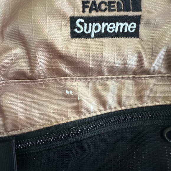 Supreme Bag - New with a mark - Picture 3 of 3